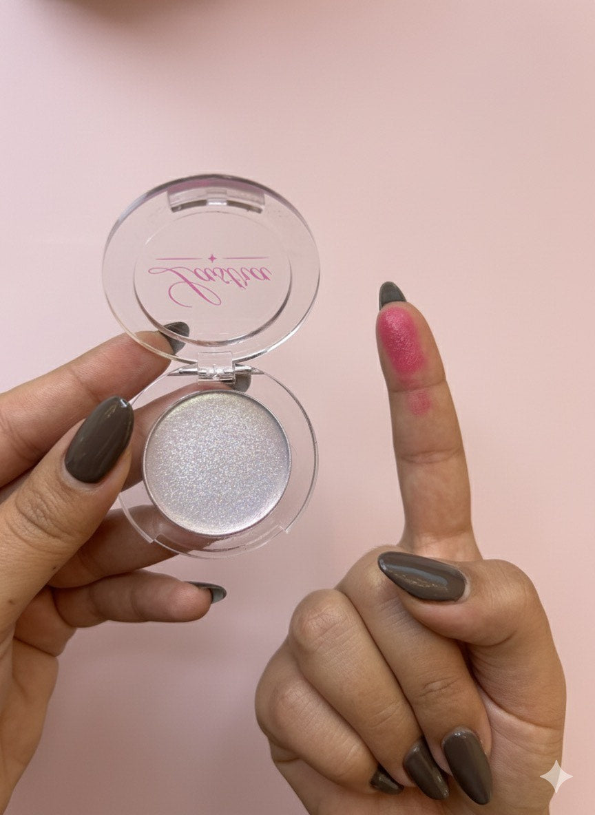 Color Changing Silver Blush